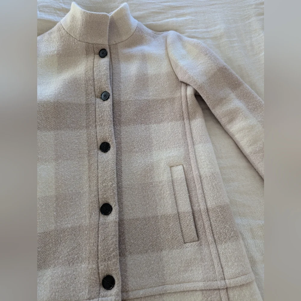 Club Monaco Shades of Beige Wool Checkered Long Coat Sz medium Neutral Pastels - Picture 4 of 16